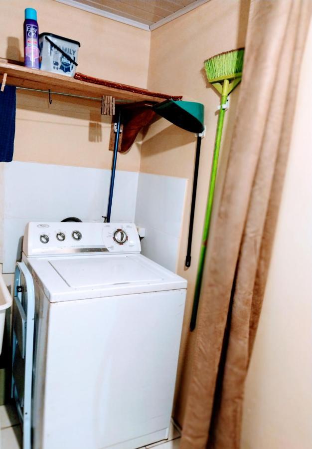 Gables Vacation Rentals With Private Gated Parking Onsite Knockpatrick Екстериор снимка