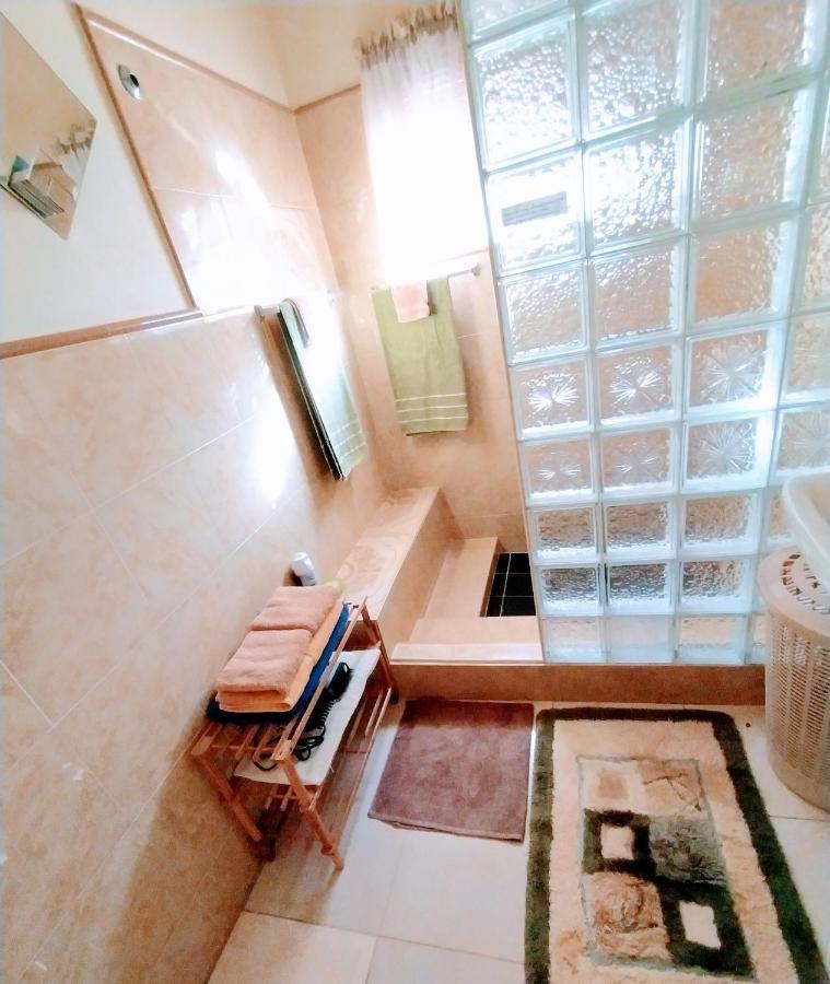 Gables Vacation Rentals With Private Gated Parking Onsite Knockpatrick Екстериор снимка