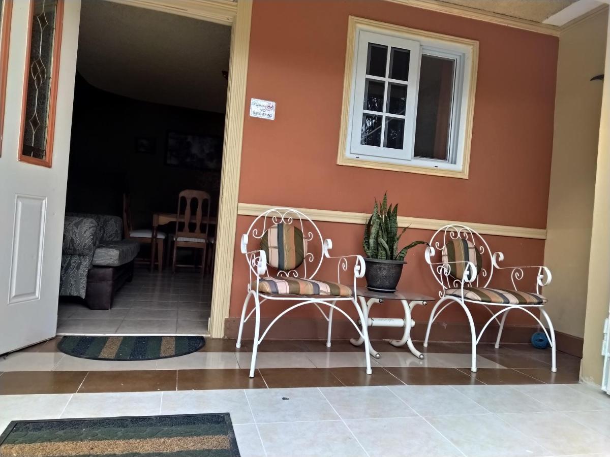 Gables Vacation Rentals With Private Gated Parking Onsite Knockpatrick Екстериор снимка